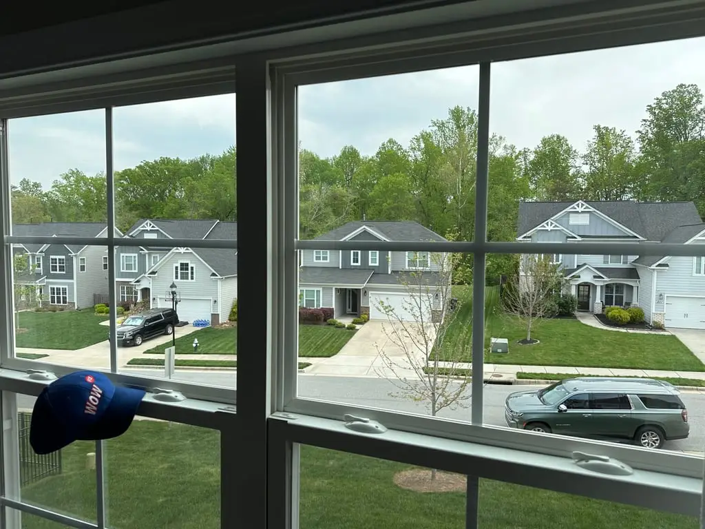 The same window crystal-clear after WowFix replaced the failed insulated glass unit